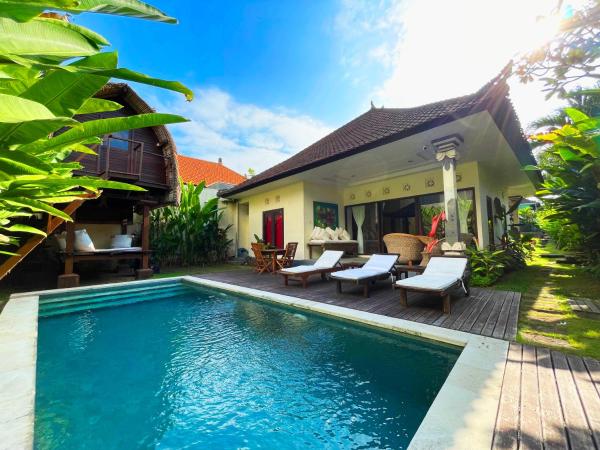 Traditional 2Br Private Pool Villa in the Heart of Canggu, Berawa, Boek  Bali Hotels met een Zwembad, Zwembad
