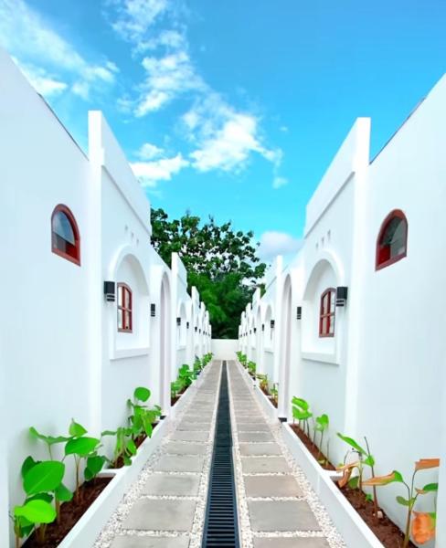 Raja Villa, Boek  Yogyakarta Hotels met een Zwembad, Zwembad