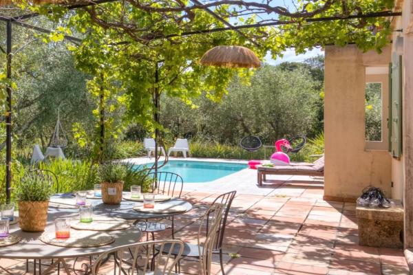 Villa Fragon Piscine Privée & Oliviers 8 Pers, Boek  Junas Gard