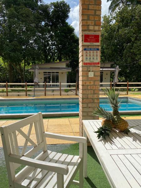 Rajawali Riverside Retreat, Boek  Dungun Terengganu