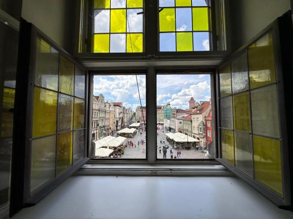 Apolla 12, Boek  Stare Miasto 