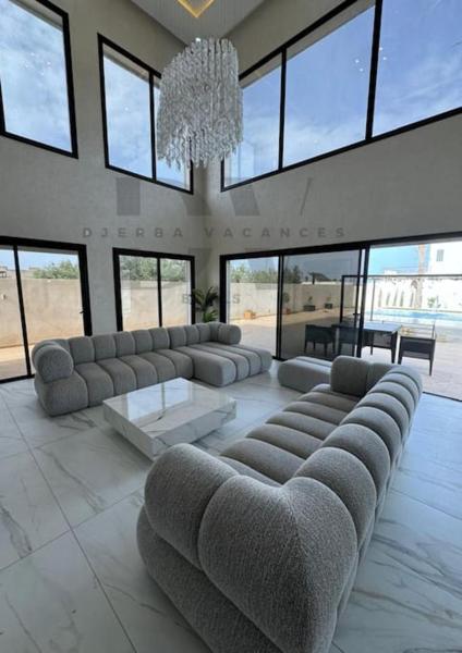 Villa Five Palm, Boek  Temlale Djerba