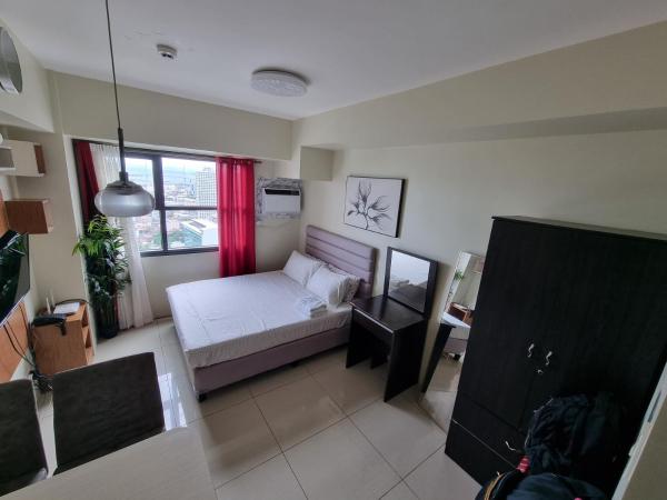 Studio Condo Unit at Horizons 101, Boek  Cebu Hotels met een Zwembad, Zwembad