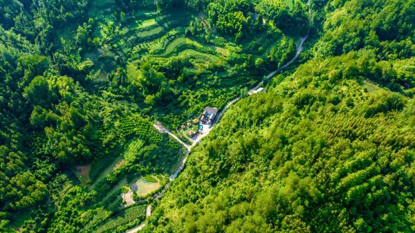 Your Quiet Place, Boek  Xinglong Hotels met een Zwembad, Zwembad