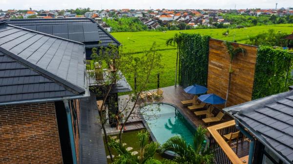 Villa Asgard, Boek  Dalung 