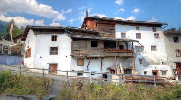 Chasa Jaro, Boek  Santa Maria Val Muestair Val Mustair