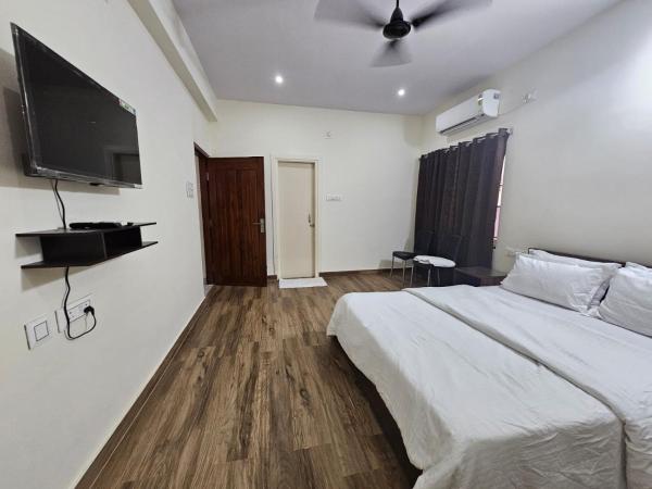 The Nest, Boek  Bhubaneswar Orissa