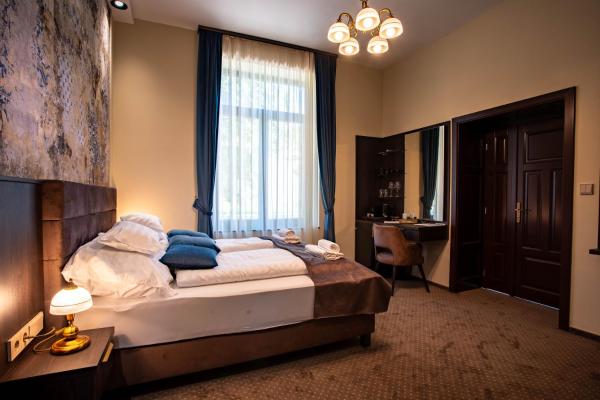 Vöröskő Villa- ALELNÖKI szauna és jakuzzi használattal, Boek  Balatonalmádi Veszprém
