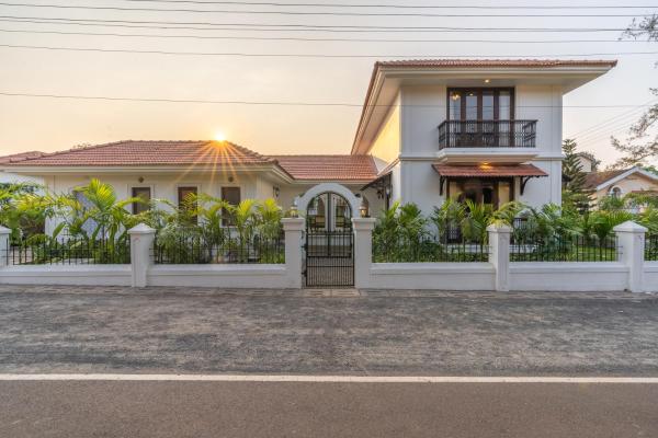Villa Anjor, Villas By Noor, Boek  Aldona Goa
