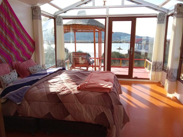 , Boek  Goedkope Hotels in Uros