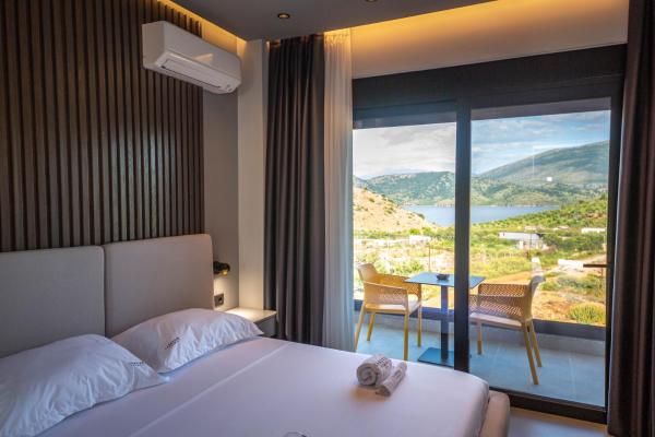 Lake View Rooms Ksamil, Boek  Ksamil Vlorë County