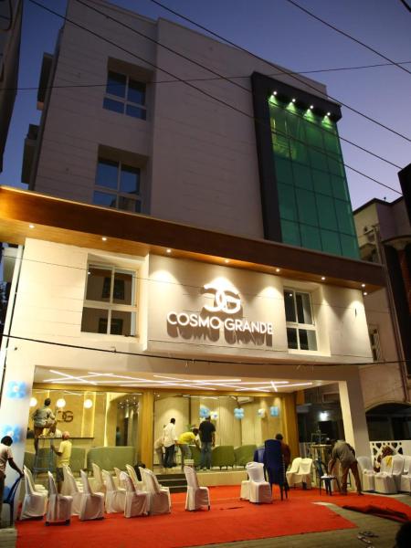Cosmo Grande