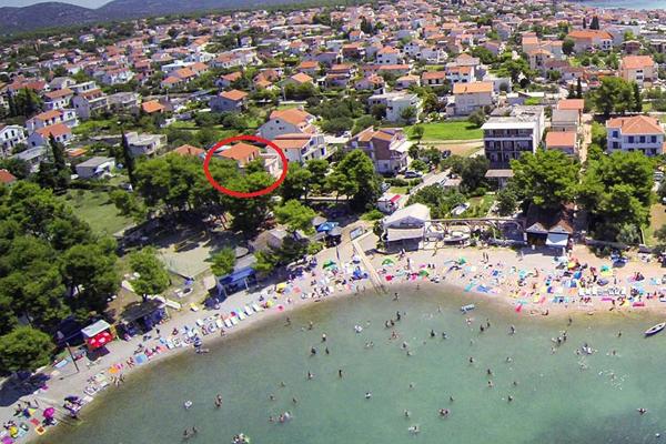 Apartments by the sea Pirovac, Sibenik - 14820, Boek  Pirovac Sibenik-Knin County