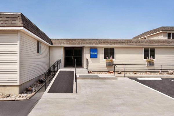 Travelodge by Wyndham Edgemont, Boek  Edgemont South Dakota