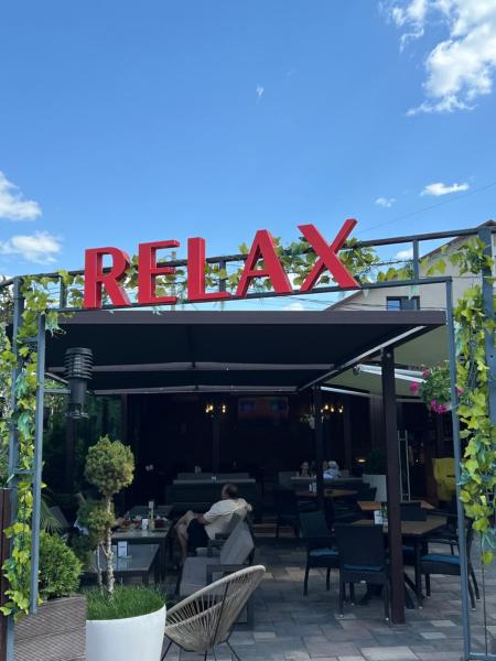 Hotel Relax, Boek  Leova Moldavië
