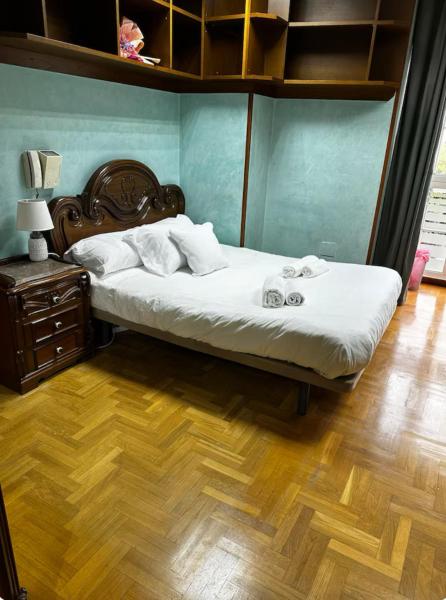Habitación Centro de Oviedo, Boek  Oviedo Asturië
