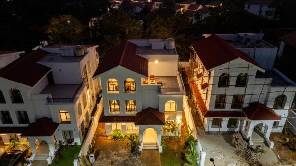 ELIVAAS Villa Paraiso 4 BHK with Pool & Bar, Boek  Camorlim Goa