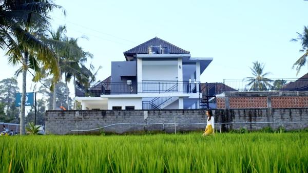 Ratu Ayu Villa Ubud 8 Bedroom, Boek  Bali Hotels met Parkeerplaats, Parkeren