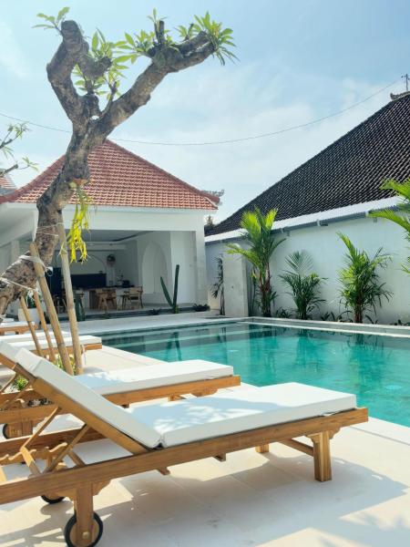 Lily Guest House, Boek  Bali Hotels met een Zwembad, Zwembad