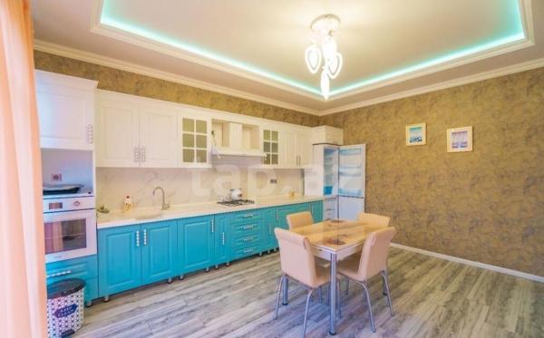 Villa vüq, Boek  Gusar district Hotels met een Zwembad, Zwembad