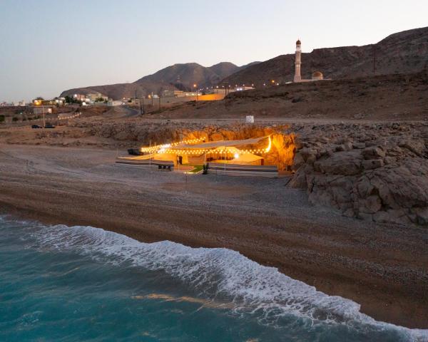 Phosphorus Beach Camps, Boek  Sur Al Sharqiyah