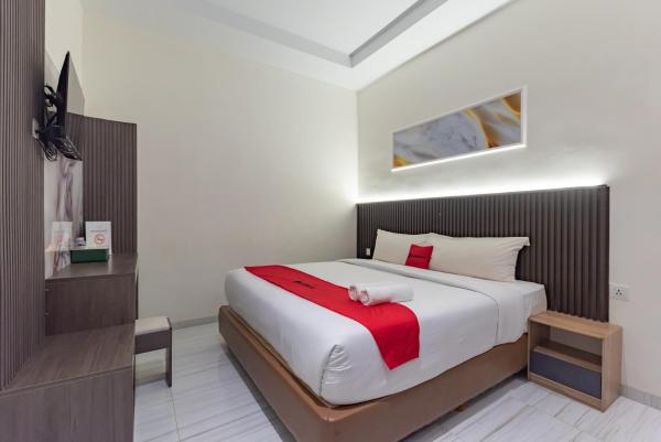 RedDoorz Plus Near SP Plaza Batu Aji Batam, Boek Hotel Batu Aji Batam