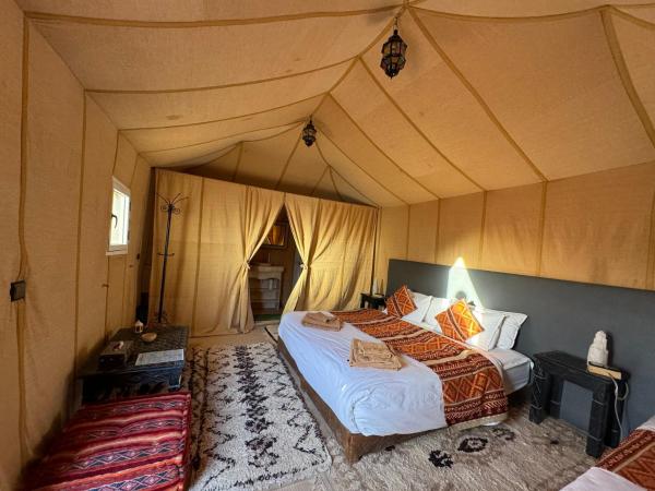 hagra luxury camp Merzouga, Boek  Merzouga 