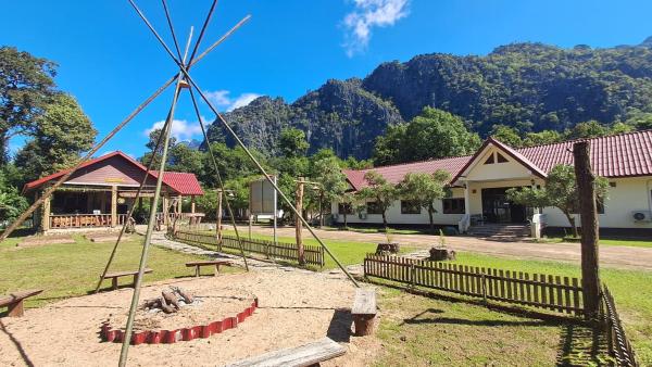 Easy Go Hostel, Boek  Ban O Khammuan Province