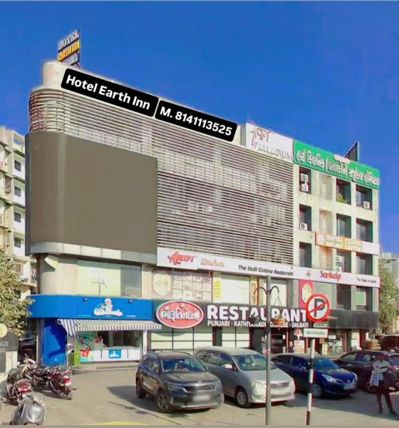 Hotel Earth Inn, Subhash Bridge, RTO Circle, Ahmedabad, Boek  Ahmedabad Gujarat