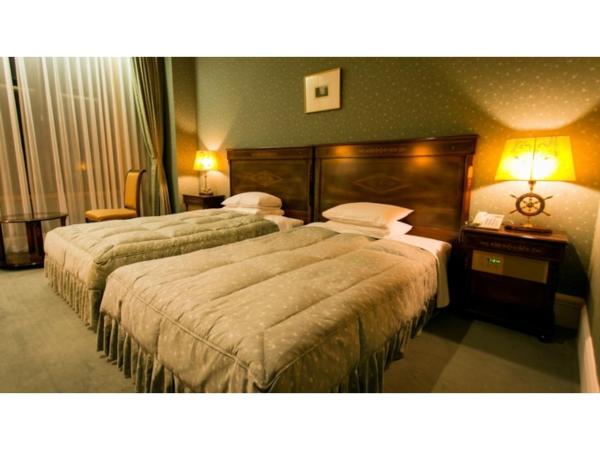 Nanki Shirahama Resort Hotel - Vacation STAY 38049v, Boek  Kamitonda Hotels met een Zwembad, Zwembad