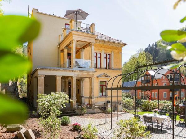 Villa Emma Comfortable holiday residence, Boek  Bad Schandau 