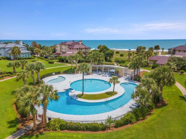 Villa D'Amore by RedAwning, Boek Villa Hotels in Debordieu Colony met zwembad, Zwembad