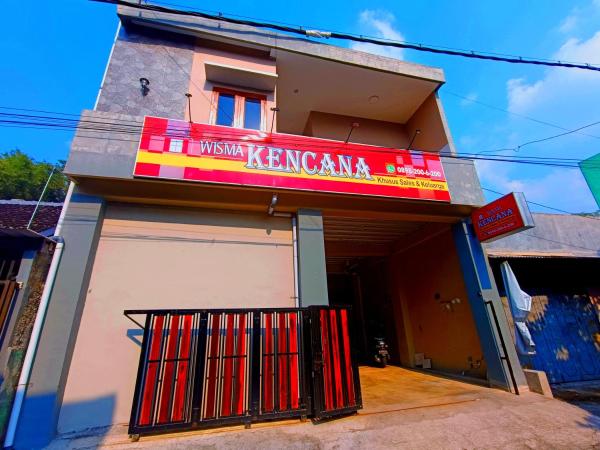 Wisma Kencana Syariah near UNS Mitra RedDoorz, Boek  Kemiri Central Java