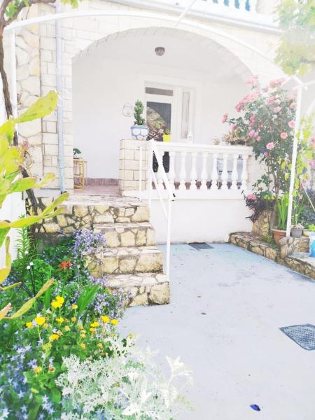 Apartments Rose, Boek  Zaton Sibenik-Knin County