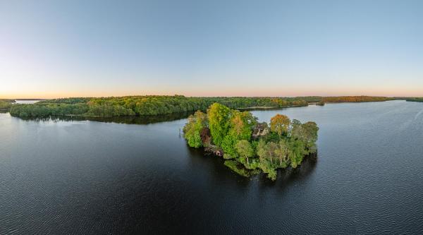 Jesters Island, Boek  Farum North Zealand