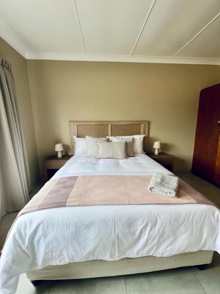Lentehof guest house, Boek  Bultfontein Free State