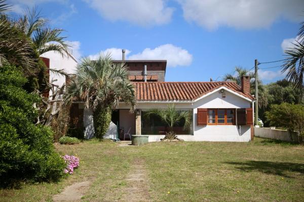 Casa frente al mar, Boek  Rocha Hotels met Parkeerplaats, Parkeren
