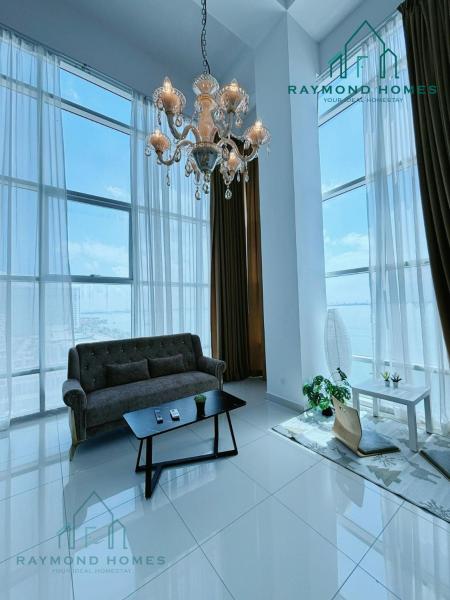 Maritime Sea View Duplex, Boek  Penang Hotels met een Zwembad, Zwembad