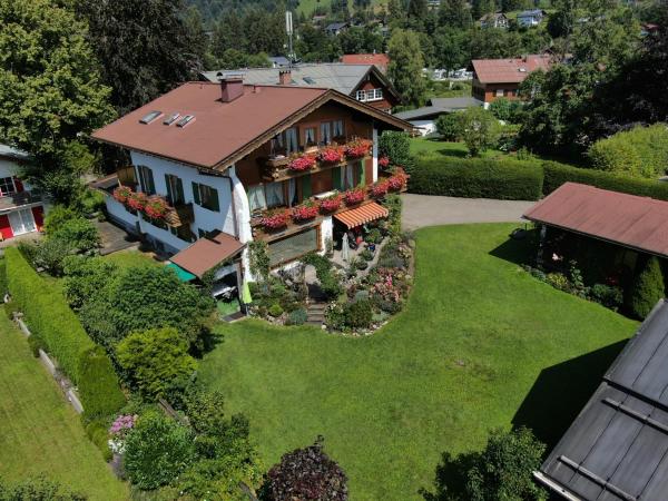 Gästehaus Rosenblüh, Boek  Beieren Hotels met Parkeerplaats, Parkeren