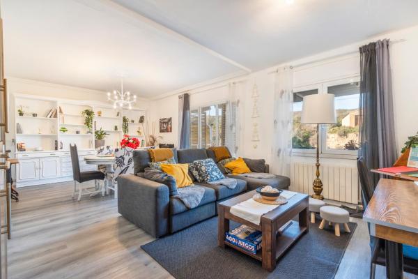 Casa pablo y francisca, Boek  Alfarrás Catalonië