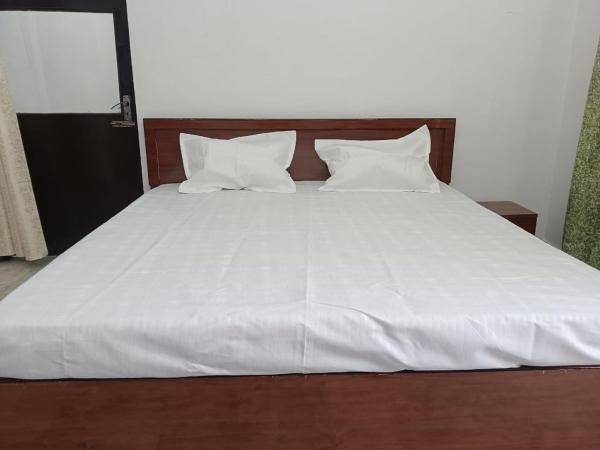 Shri Gayatri homestay, Boek  Ayodhya 