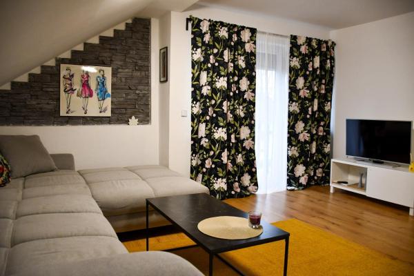 House in Village apartman Jelić, Boek  Hotels in Sisak-Moslavina County met zwembad, Zwembad