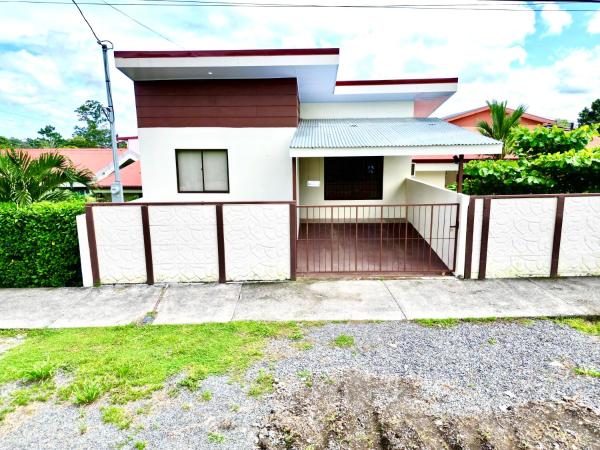 Oasis Arenal Villa Downtown Arenal Volcano View, Boek  Fortuna Alajuela