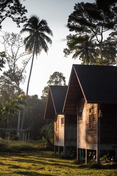 บ้านวารีชีวา WareeCheewa, Boek  Ban Muai 