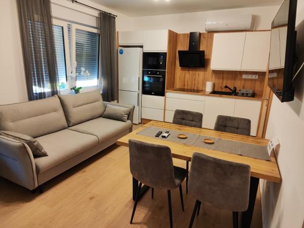 SzeCu Apartmanház, Boek  Paks Tolna