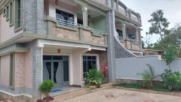 SANGWA NEZA HOUSE, Boek  Nyarugenge Hotels met Parkeerplaats, Parkeren