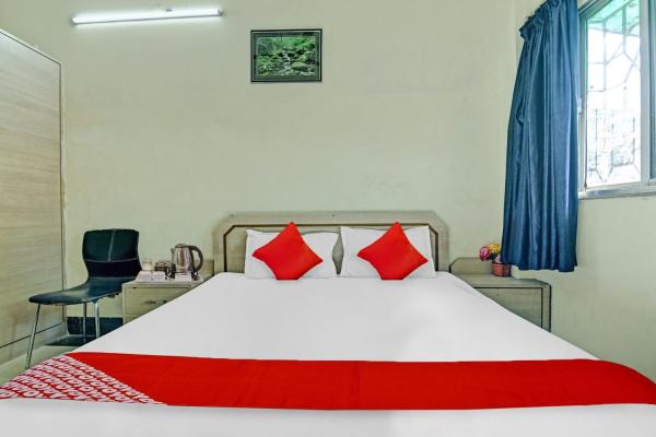 Hotel O jaapon, Boek  Bara Bazar West Bengal