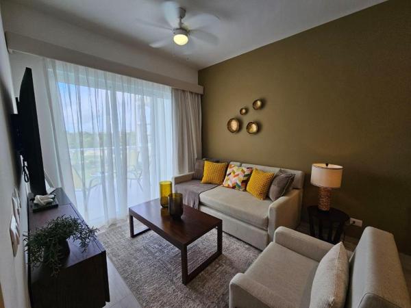 Deluxe Condo w/Pool View at Hard Rock Golf C, Boek  Punta Cana Dominicaanse Republiek