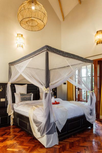 Shoki Shoki Lodge Arusha, Boek  Arusha Hotels met Parkeerplaats, Parkeren