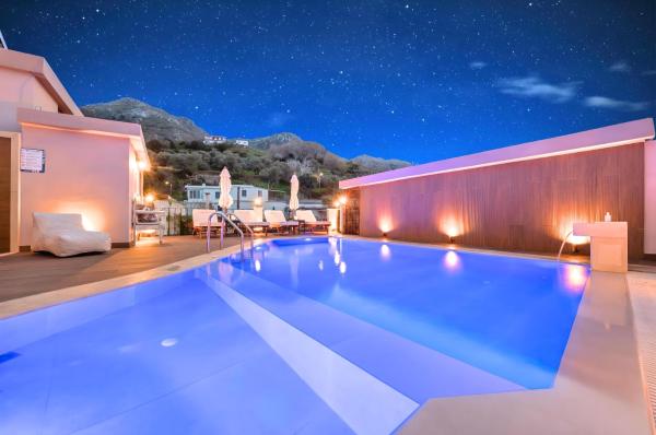 Petroktisto Luxury Villa Pool & Heated Jaccuzzi, Boek  Kreta Hotels met een Zwembad, Zwembad